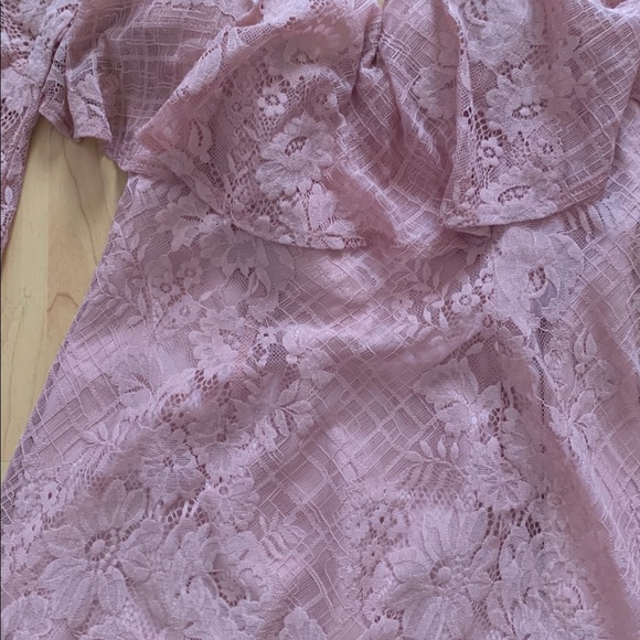 Short dress ! Stunning - Picture 2 of 5